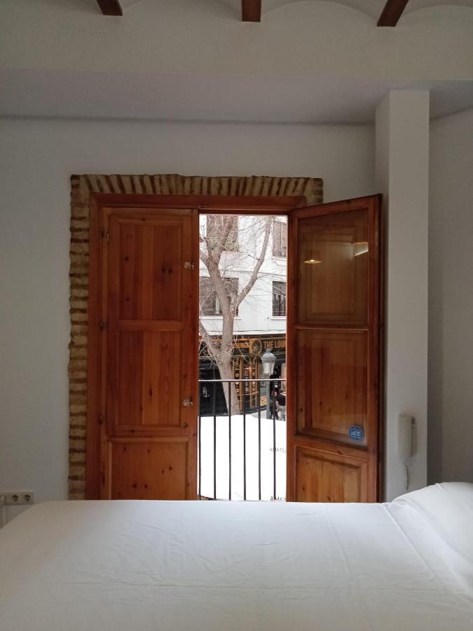 Apartamentos Con Encanto En Pleno Casco Antiguo Ron Valenciayole Buitenkant foto