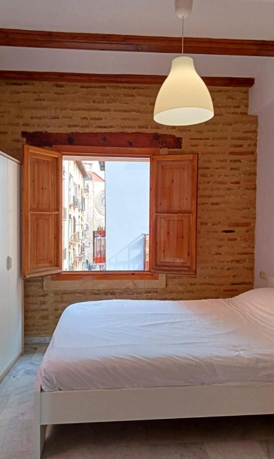 Apartamentos Con Encanto En Pleno Casco Antiguo Ron Valenciayole Buitenkant foto