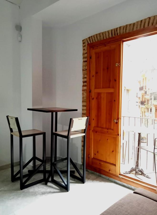 Apartamentos Con Encanto En Pleno Casco Antiguo Ron Valenciayole Buitenkant foto