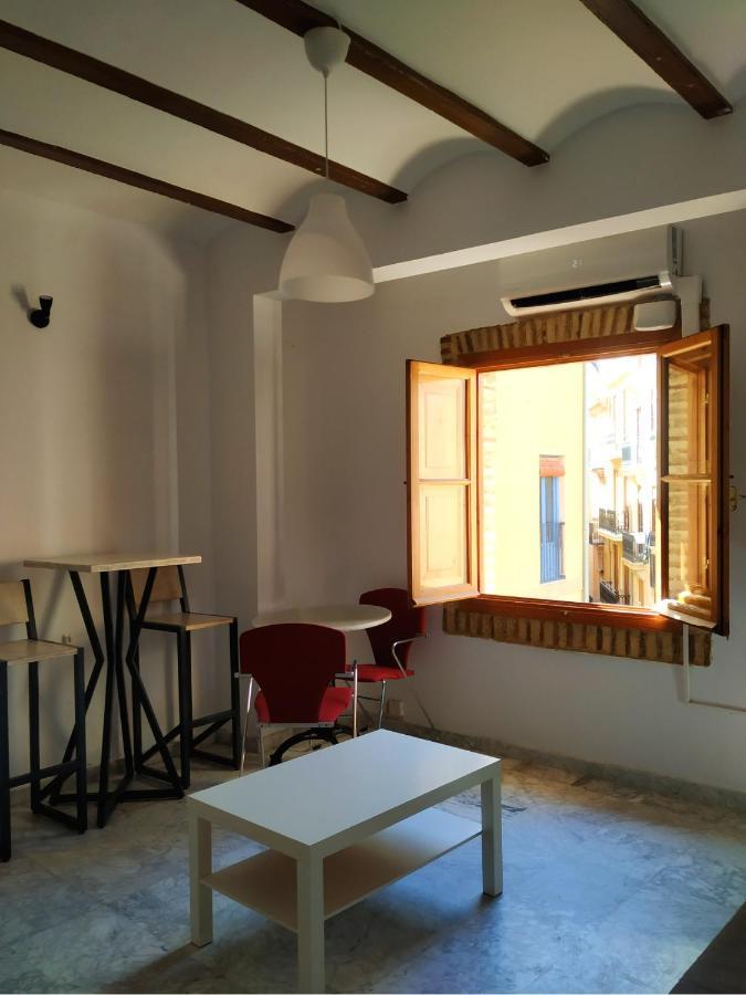 Apartamentos Con Encanto En Pleno Casco Antiguo Ron Valenciayole Buitenkant foto